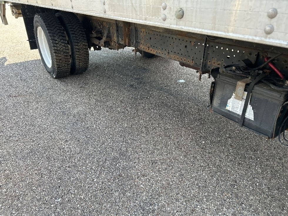 Light Duty Box Truck-Light and Medium Duty Trucks-Isuzu-2018-NPR EFI-Akron-OH-54,002\n\t\tmiles-$ 35,750 - Image 14