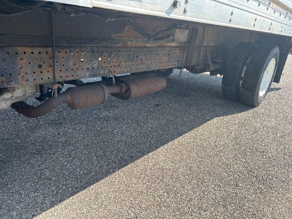 Light Duty Box Truck-Light and Medium Duty Trucks-Isuzu-2018-NPR EFI-Akron-OH-54,002\n\t\tmiles-$ 35,750 - Image 5