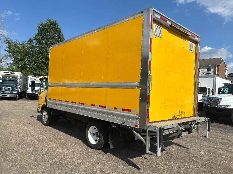 Light Duty Box Truck-Light and Medium Duty Trucks-Isuzu-2018-NPR EFI-Akron-OH-54,002\n\t\tmiles-$ 35,750 - Image 6
