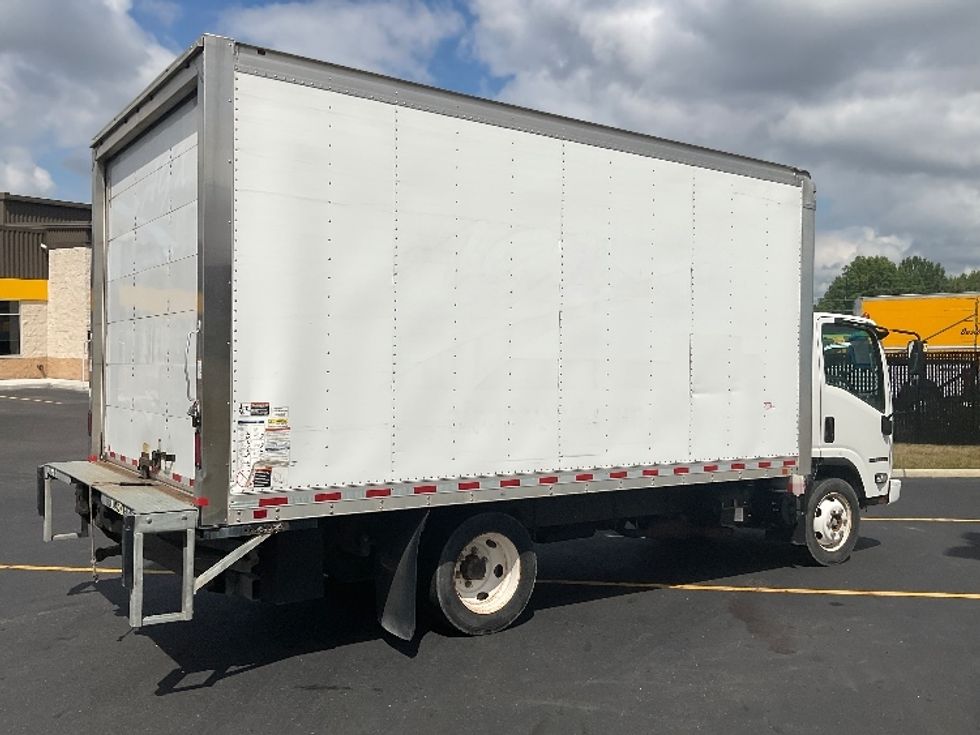 Light Duty Box Truck-Light and Medium Duty Trucks-Isuzu-2018-NPR EFI-Akron-OH-68,713\n\t\tmiles-$ 34,250 - Image 13