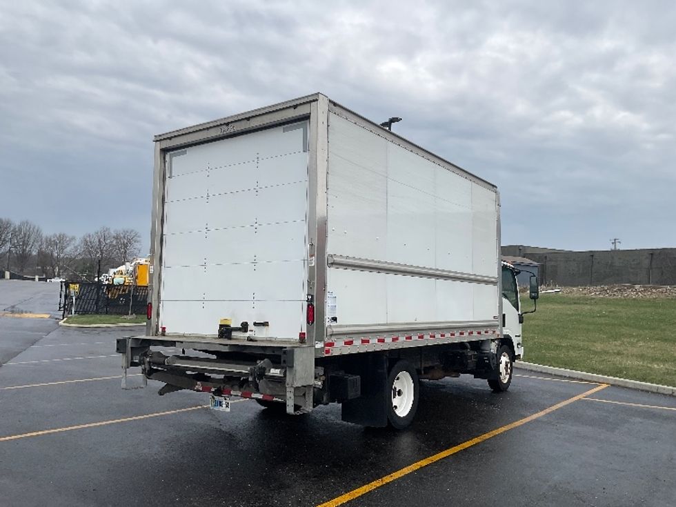 Light Duty Box Truck-Light and Medium Duty Trucks-Isuzu-2018-NPR EFI-Akron-OH-88,462\n\t\tmiles-$ 30,750 - Image 11