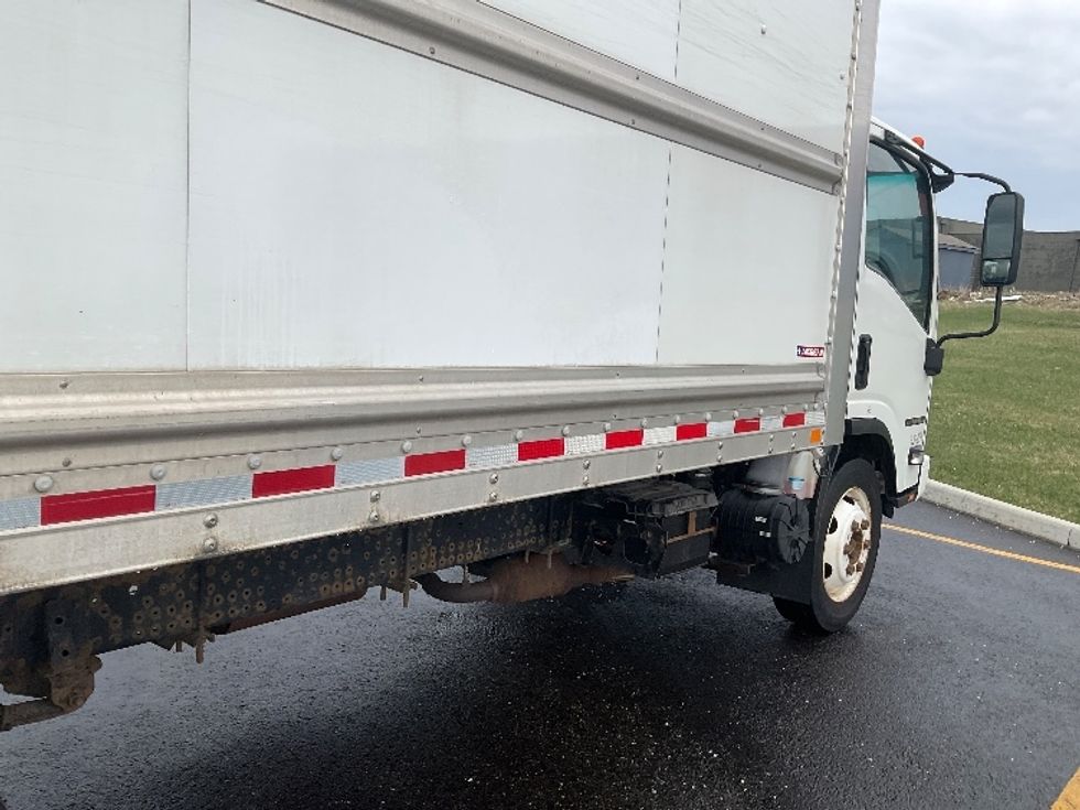 Light Duty Box Truck-Light and Medium Duty Trucks-Isuzu-2018-NPR EFI-Akron-OH-88,462\n\t\tmiles-$ 30,750 - Image 12