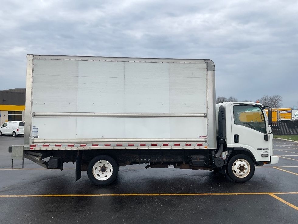 Light Duty Box Truck-Light and Medium Duty Trucks-Isuzu-2018-NPR EFI-Akron-OH-88,462\n\t\tmiles-$ 30,750 - Image 13