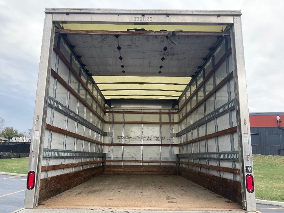 Light Duty Box Truck-Light and Medium Duty Trucks-Isuzu-2018-NPR EFI-Akron-OH-88,462\n\t\tmiles-$ 30,750 - Image 6