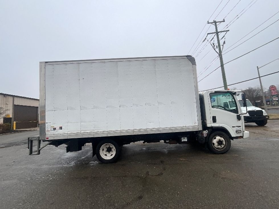 Light Duty Box Truck-Light and Medium Duty Trucks-Isuzu-2018-NPR EFI-Alexandria-VA-54,847\n\t\tmiles-$ 36,750 - Image 15
