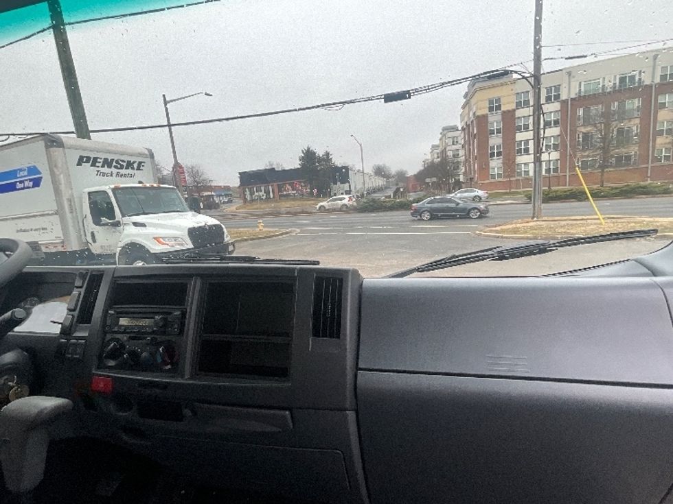 Light Duty Box Truck-Light and Medium Duty Trucks-Isuzu-2018-NPR EFI-Alexandria-VA-54,847\n\t\tmiles-$ 36,750 - Image 21