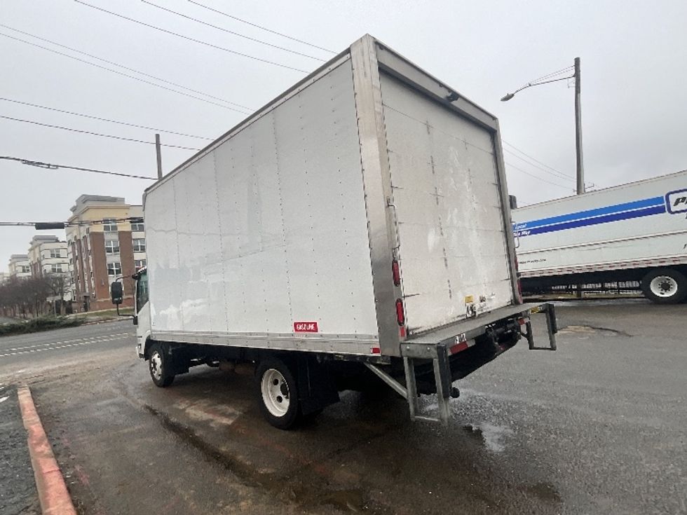 Light Duty Box Truck-Light and Medium Duty Trucks-Isuzu-2018-NPR EFI-Alexandria-VA-54,847\n\t\tmiles-$ 36,750 - Image 6