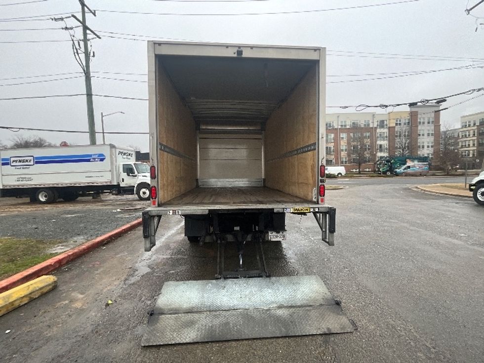 Light Duty Box Truck-Light and Medium Duty Trucks-Isuzu-2018-NPR EFI-Alexandria-VA-54,847\n\t\tmiles-$ 36,750 - Image 9