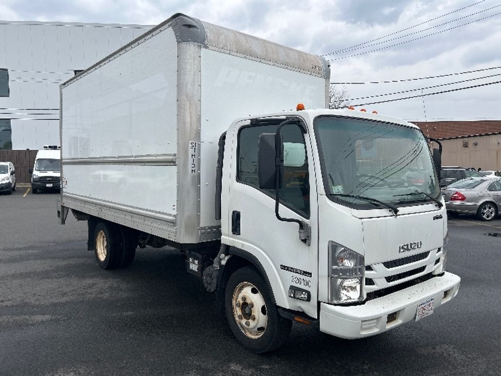 Light Duty Box Truck-Light and Medium Duty Trucks-Isuzu-2018-NPR EFI-Braintree-MA-105,263\n\t\tmiles-$ 32,000 - Image 1