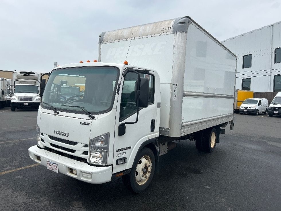 Light Duty Box Truck-Light and Medium Duty Trucks-Isuzu-2018-NPR EFI-Braintree-MA-105,263\n\t\tmiles-$ 32,000 - Image 3