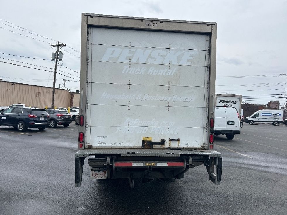 Light Duty Box Truck-Light and Medium Duty Trucks-Isuzu-2018-NPR EFI-Braintree-MA-105,263\n\t\tmiles-$ 32,000 - Image 7