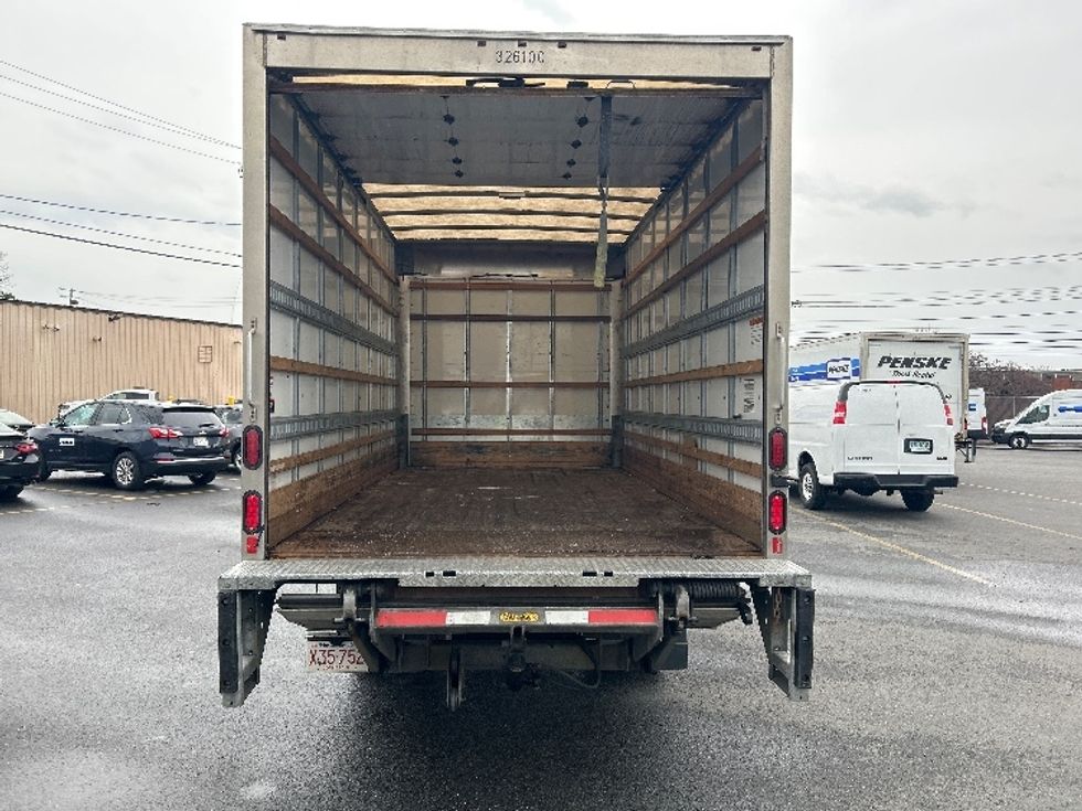 Light Duty Box Truck-Light and Medium Duty Trucks-Isuzu-2018-NPR EFI-Braintree-MA-105,263\n\t\tmiles-$ 32,000 - Image 8