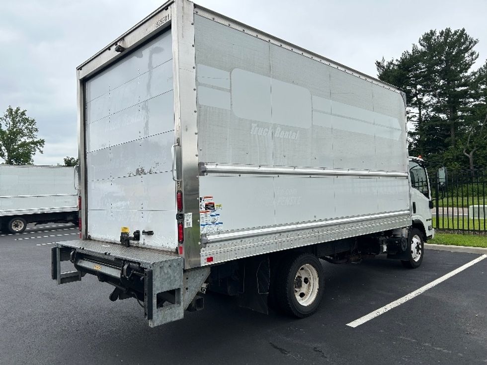 Light Duty Box Truck-Light and Medium Duty Trucks-Isuzu-2018-NPR EFI-Cranbury-NJ-107,650\n\t\tmiles-$ 32,250 - Image 13