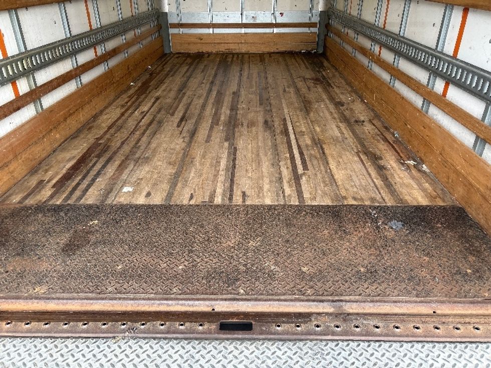 Light Duty Box Truck-Light and Medium Duty Trucks-Isuzu-2018-NPR EFI-Cranbury-NJ-129,660\n\t\tmiles-$ 30,500 - Image 10