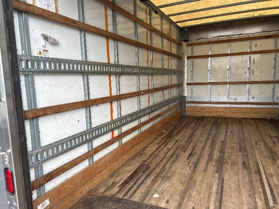 Light Duty Box Truck-Light and Medium Duty Trucks-Isuzu-2018-NPR EFI-Cranbury-NJ-129,660\n\t\tmiles-$ 30,500 - Image 11