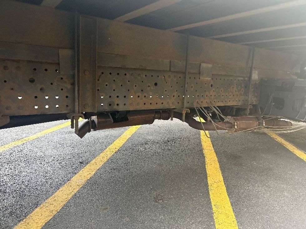 Light Duty Box Truck-Light and Medium Duty Trucks-Isuzu-2018-NPR EFI-Cranbury-NJ-129,660\n\t\tmiles-$ 30,500 - Image 14