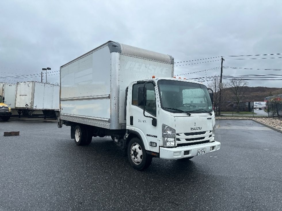 Light Duty Box Truck-Light and Medium Duty Trucks-Isuzu-2018-NPR EFI-Dayton-NJ-122,021\n\t\tmiles-$ 32,250 - Image 1