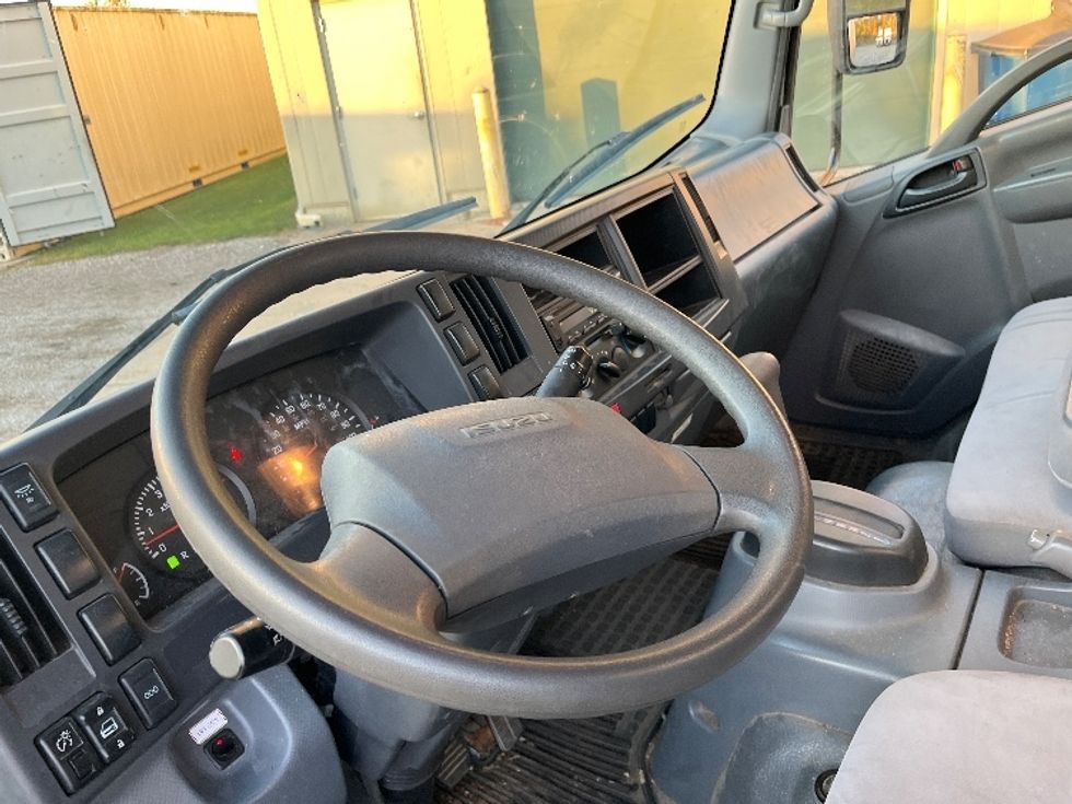 Light Duty Box Truck-Light and Medium Duty Trucks-Isuzu-2018-NPR EFI-Des Moines-IA-109,716\n\t\tmiles-$ 33,750 - Image 14
