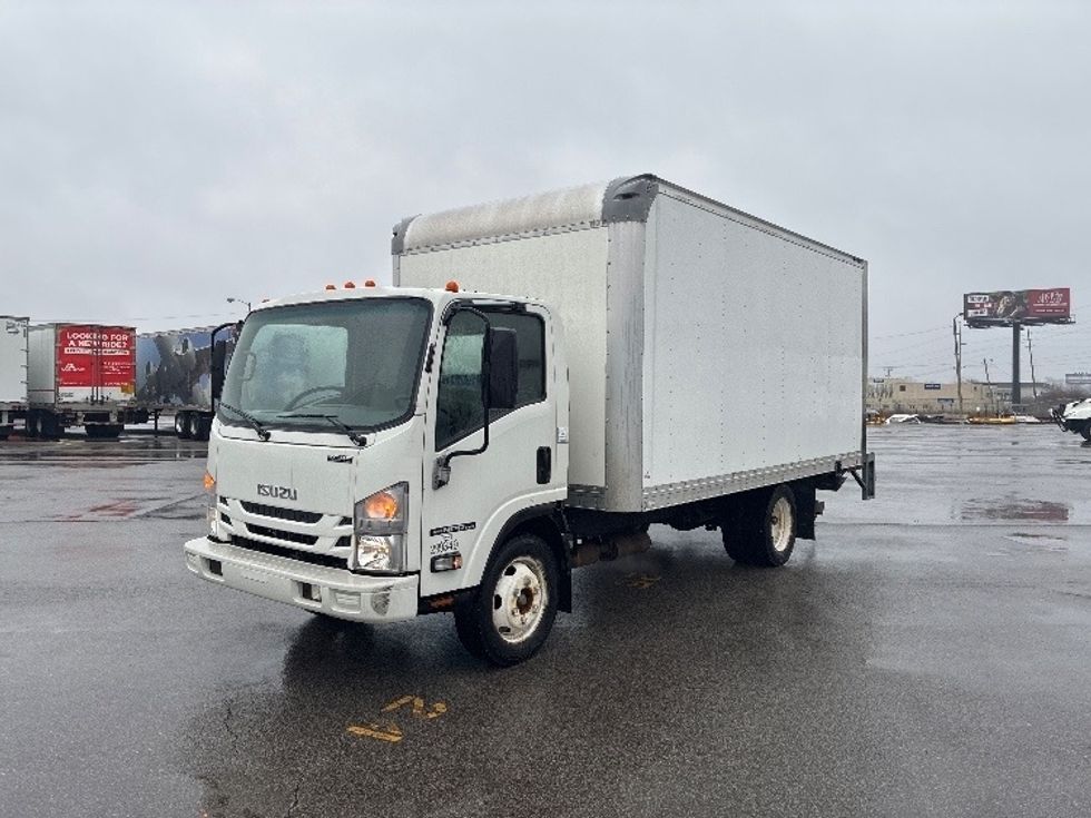 Light Duty Box Truck-Light and Medium Duty Trucks-Isuzu-2018-NPR EFI-Elkhart-IN-27,460\n\t\tmiles-$ 35,250 - Image 3