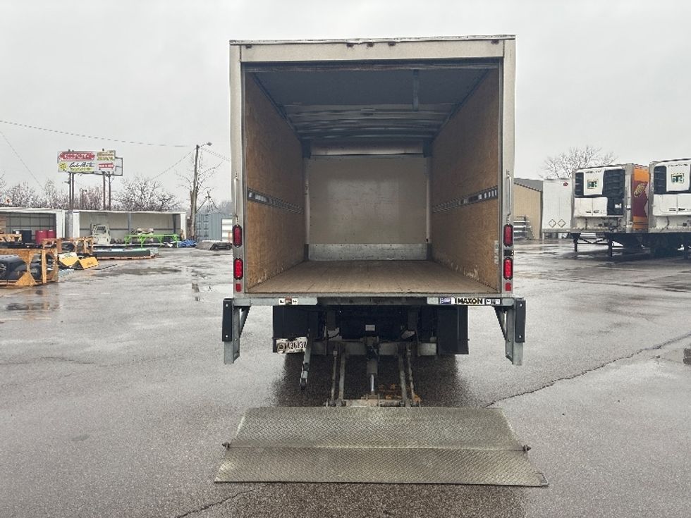 Light Duty Box Truck-Light and Medium Duty Trucks-Isuzu-2018-NPR EFI-Elkhart-IN-27,460\n\t\tmiles-$ 35,250 - Image 9