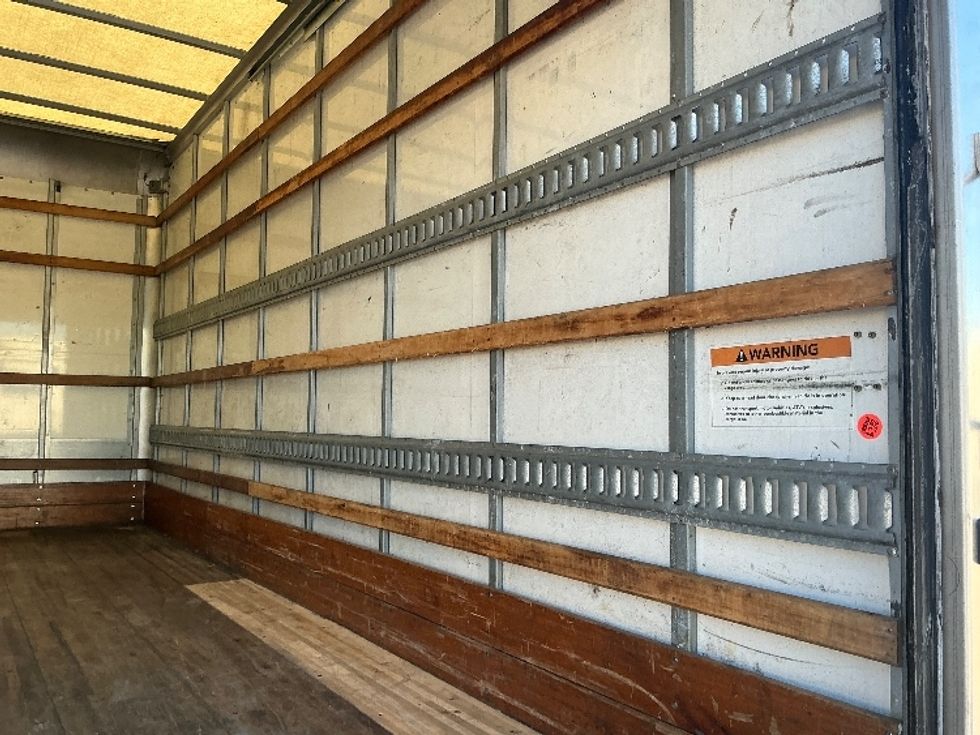 Light Duty Box Truck-Light and Medium Duty Trucks-Isuzu-2018-NPR EFI-Miami-FL-94,543\n\t\tmiles-$ 35,000 - Image 12