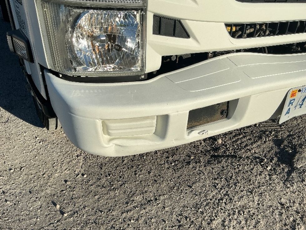 Light Duty Box Truck-Light and Medium Duty Trucks-Isuzu-2018-NPR EFI-Miami-FL-94,543\n\t\tmiles-$ 35,000 - Image 25