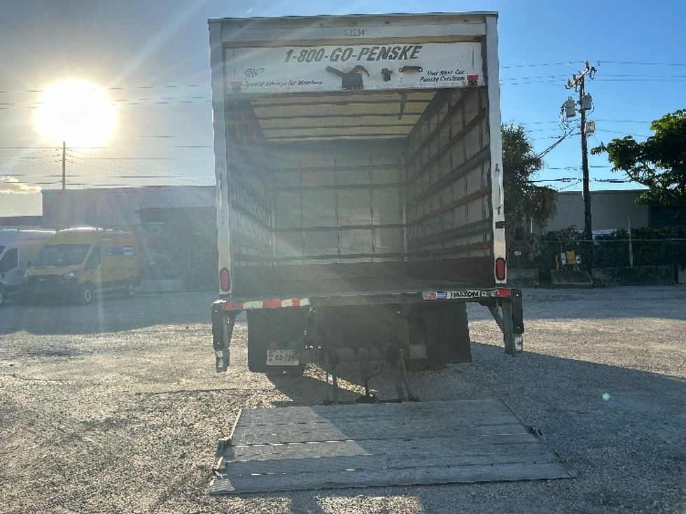 Light Duty Box Truck-Light and Medium Duty Trucks-Isuzu-2018-NPR EFI-Miami-FL-94,543\n\t\tmiles-$ 35,000 - Image 9