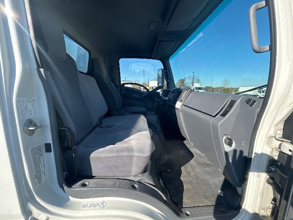 Light Duty Box Truck-Light and Medium Duty Trucks-Isuzu-2018-NPR EFI-Millville-NJ-149,385\n\t\tmiles-$ 31,250 - Image 22