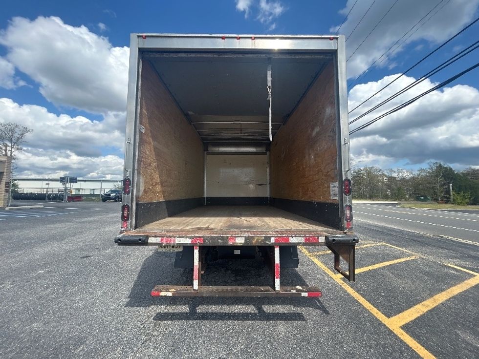 Light Duty Box Truck-Light and Medium Duty Trucks-Isuzu-2018-NPR EFI-Millville-NJ-76,377\n\t\tmiles-$ 31,750 - Image 8