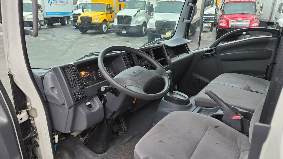 Light Duty Box Truck-Light and Medium Duty Trucks-Isuzu-2018-NPR EFI-New Bedford-MA-103,314\n\t\tmiles-$ 29,750 - Image 17