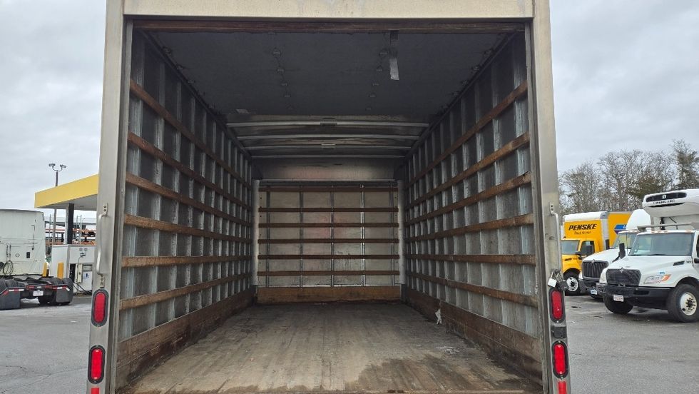 Light Duty Box Truck-Light and Medium Duty Trucks-Isuzu-2018-NPR EFI-New Bedford-MA-103,314\n\t\tmiles-$ 29,750 - Image 8