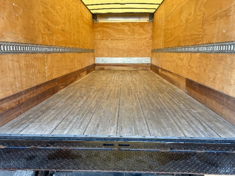 Light Duty Box Truck-Light and Medium Duty Trucks-Isuzu-2018-NPR EFI-Oklahoma City-OK-47,759\n\t\tmiles-$ 39,000 - Image 10