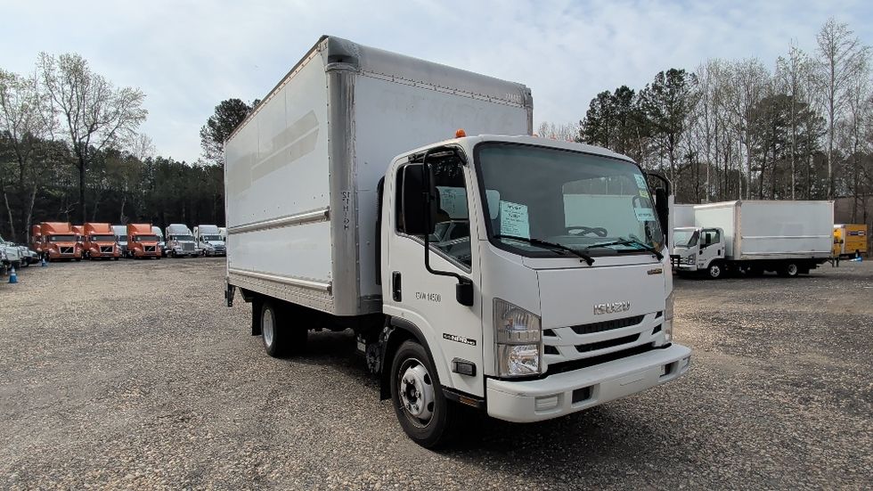 Light Duty Box Truck-Light and Medium Duty Trucks-Isuzu-2018-NPR EFI-Pensacola-FL-156,141\n\t\tmiles-$ 28,250 - Image 1