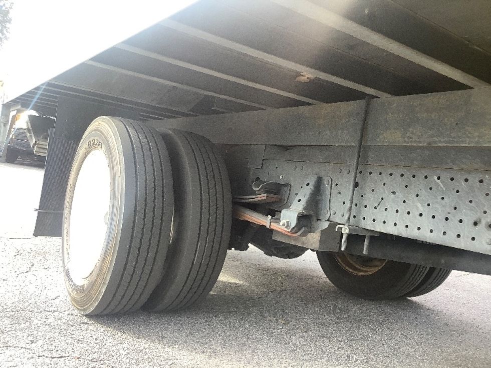 Light Duty Box Truck-Light and Medium Duty Trucks-Isuzu-2018-NPR EFI-Pensacola-FL-156,141\n\t\tmiles-$ 28,250 - Image 14