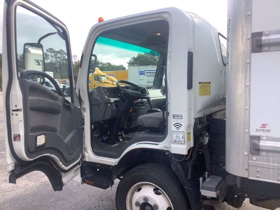 Light Duty Box Truck-Light and Medium Duty Trucks-Isuzu-2018-NPR EFI-Pensacola-FL-156,141\n\t\tmiles-$ 28,250 - Image 16