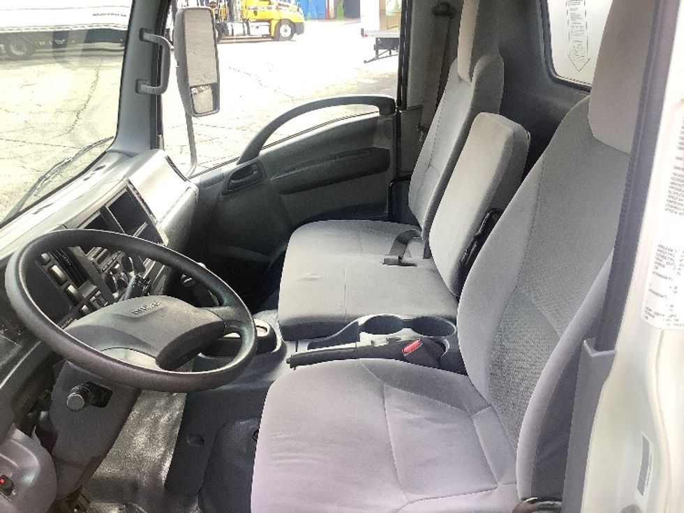 Light Duty Box Truck-Light and Medium Duty Trucks-Isuzu-2018-NPR EFI-Pensacola-FL-156,141\n\t\tmiles-$ 28,250 - Image 19