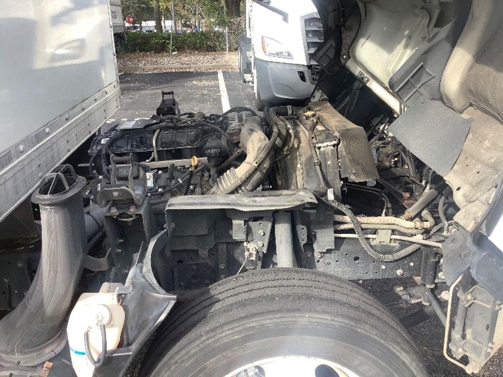 Light Duty Box Truck-Light and Medium Duty Trucks-Isuzu-2018-NPR EFI-Pensacola-FL-156,141\n\t\tmiles-$ 28,250 - Image 23