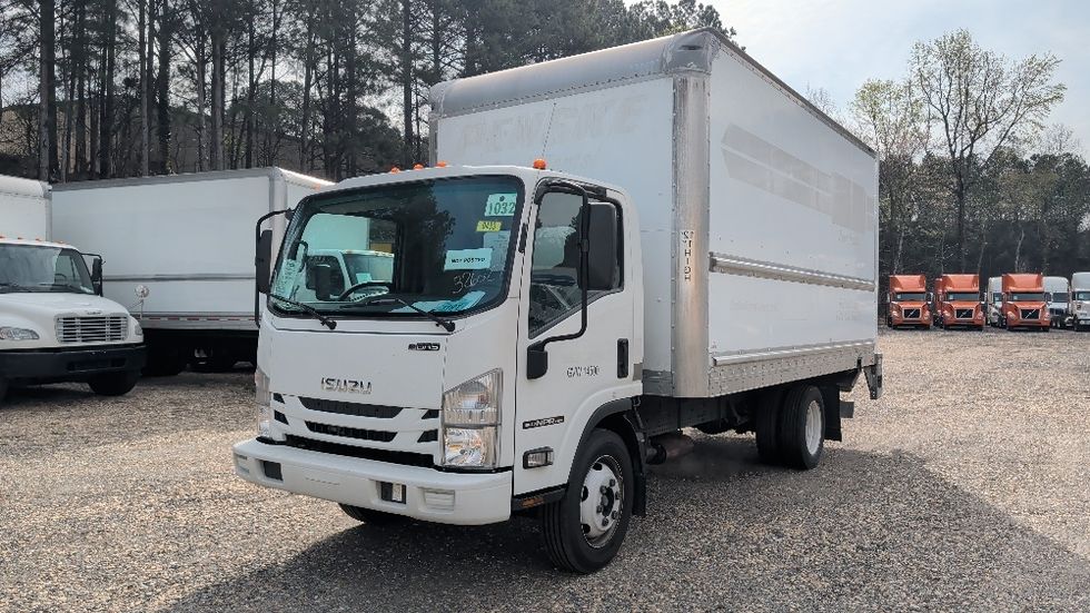 Light Duty Box Truck-Light and Medium Duty Trucks-Isuzu-2018-NPR EFI-Pensacola-FL-156,141\n\t\tmiles-$ 28,250 - Image 3