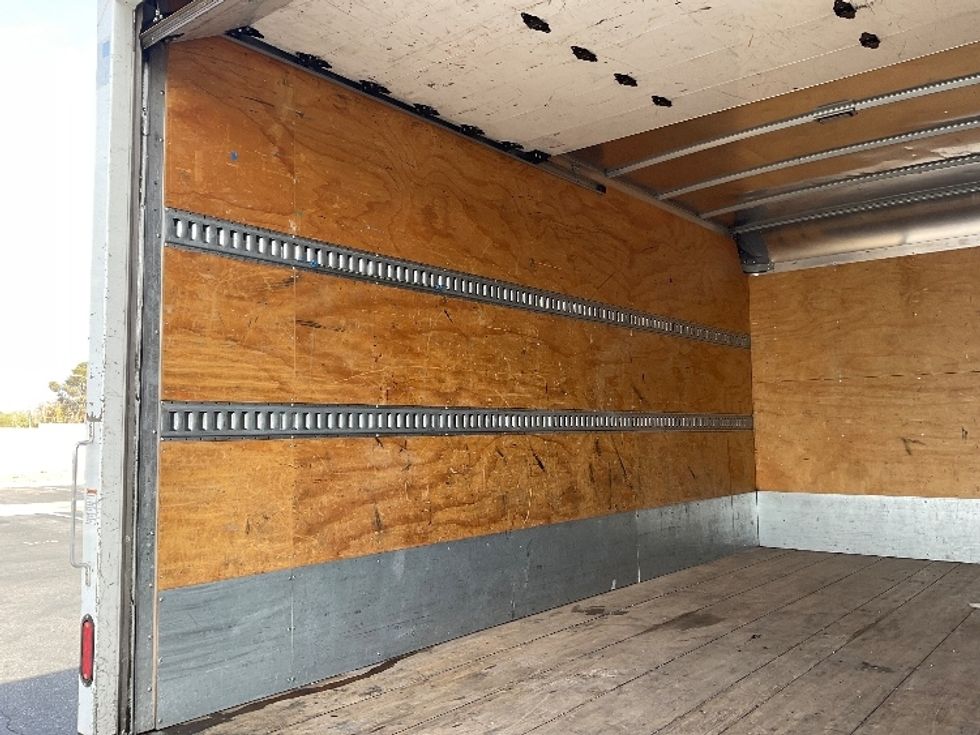 Light Duty Box Truck-Light and Medium Duty Trucks-Isuzu-2018-NPR EFI-Phoenix-AZ-63,644\n\t\tmiles-$ 36,000 - Image 11