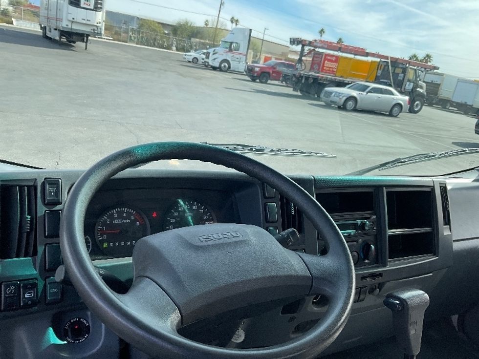 Light Duty Box Truck-Light and Medium Duty Trucks-Isuzu-2018-NPR EFI-Phoenix-AZ-63,644\n\t\tmiles-$ 36,000 - Image 18