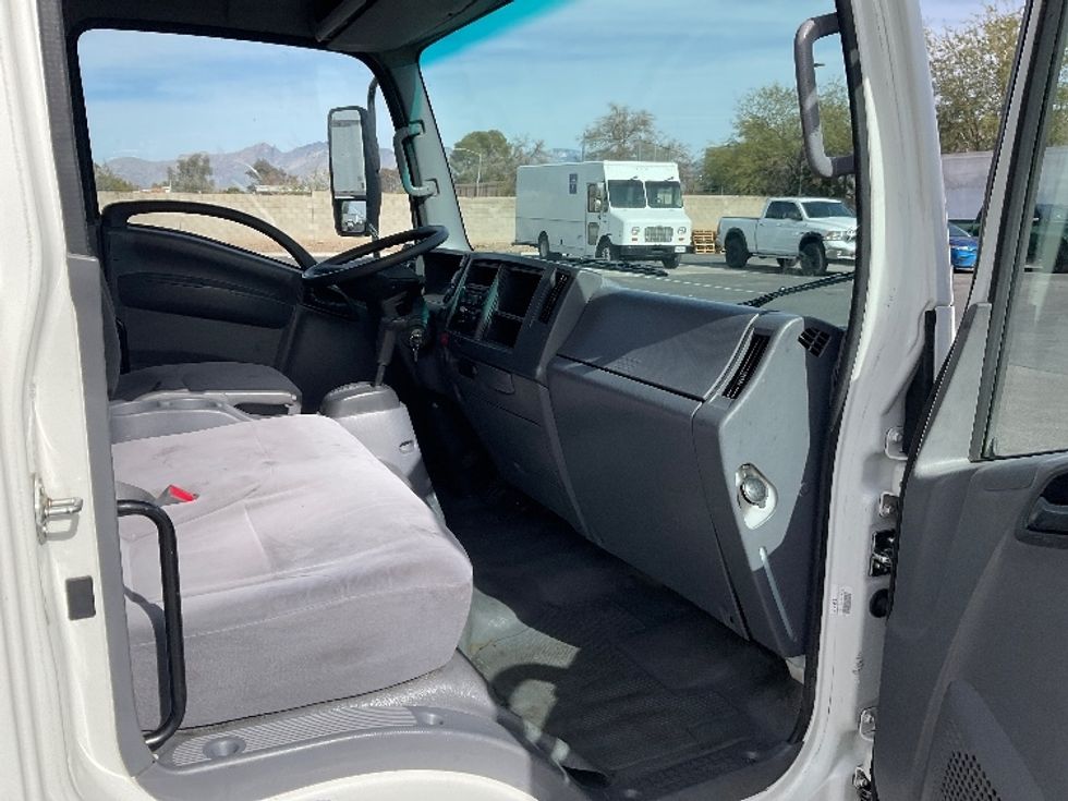 Light Duty Box Truck-Light and Medium Duty Trucks-Isuzu-2018-NPR EFI-Phoenix-AZ-63,644\n\t\tmiles-$ 36,000 - Image 20