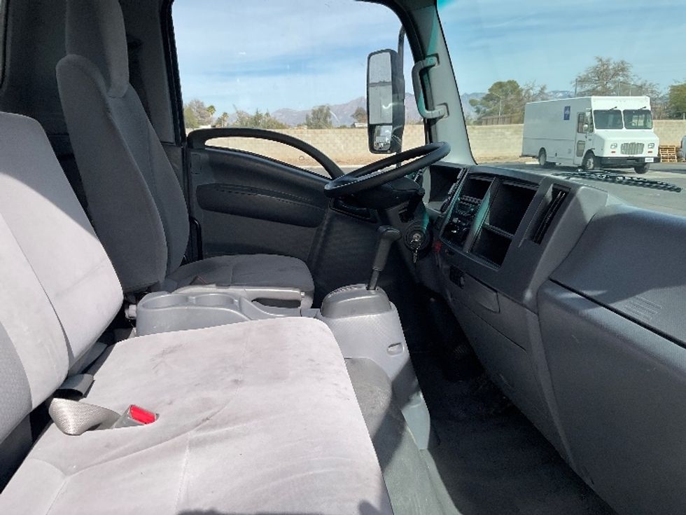Light Duty Box Truck-Light and Medium Duty Trucks-Isuzu-2018-NPR EFI-Phoenix-AZ-63,644\n\t\tmiles-$ 36,000 - Image 22
