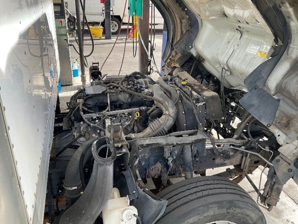 Light Duty Box Truck-Light and Medium Duty Trucks-Isuzu-2018-NPR EFI-Phoenix-AZ-63,644\n\t\tmiles-$ 36,000 - Image 23