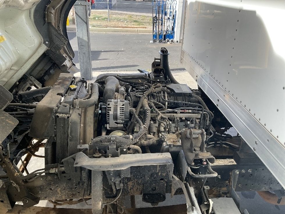 Light Duty Box Truck-Light and Medium Duty Trucks-Isuzu-2018-NPR EFI-Phoenix-AZ-63,644\n\t\tmiles-$ 36,000 - Image 24