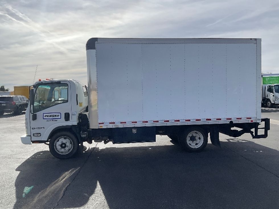 Light Duty Box Truck-Light and Medium Duty Trucks-Isuzu-2018-NPR EFI-Phoenix-AZ-63,644\n\t\tmiles-$ 36,000 - Image 4