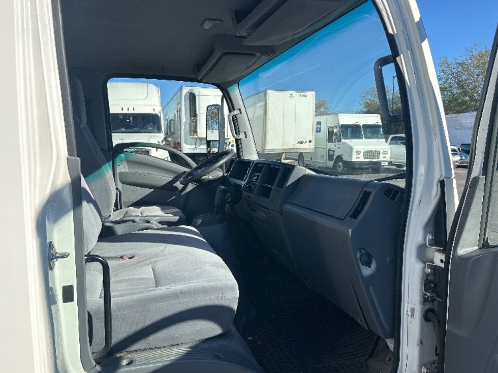 Light Duty Box Truck-Light and Medium Duty Trucks-Isuzu-2018-NPR EFI-Phoenix-AZ-64,538\n\t\tmiles-$ 36,000 - Image 20