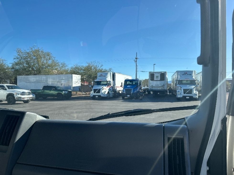 Light Duty Box Truck-Light and Medium Duty Trucks-Isuzu-2018-NPR EFI-Phoenix-AZ-64,538\n\t\tmiles-$ 36,000 - Image 21