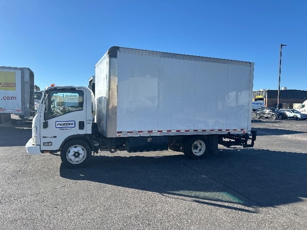 Light Duty Box Truck-Light and Medium Duty Trucks-Isuzu-2018-NPR EFI-Phoenix-AZ-64,538\n\t\tmiles-$ 36,000 - Image 4