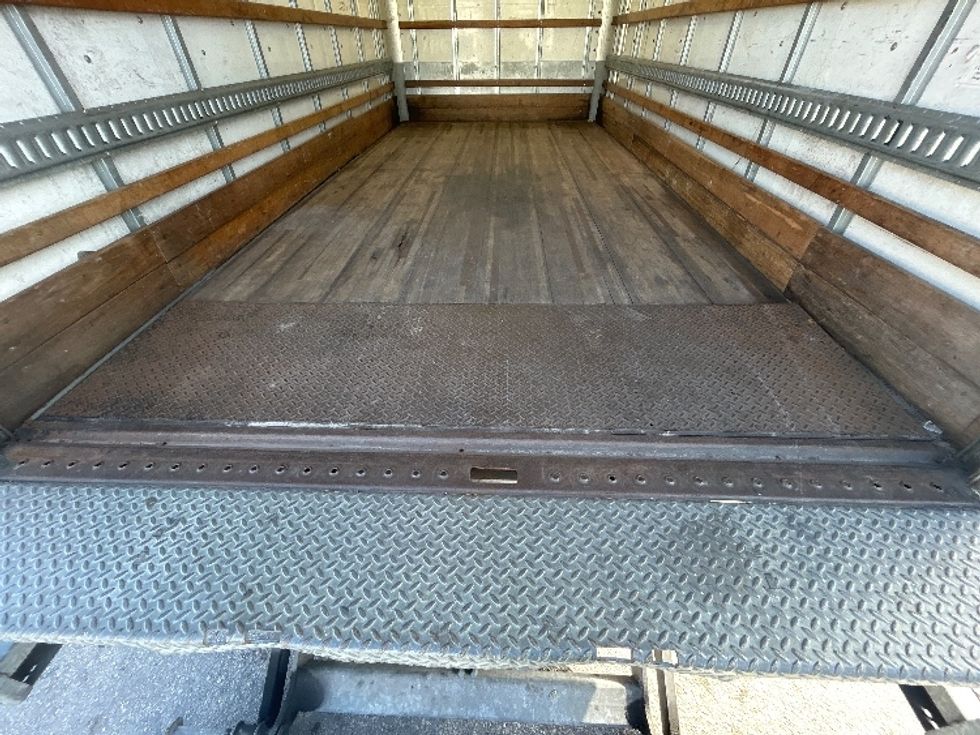 Light Duty Box Truck-Light and Medium Duty Trucks-Isuzu-2018-NPR EFI-Pompano Beach-FL-112,382\n\t\tmiles-$ 34,500 - Image 10