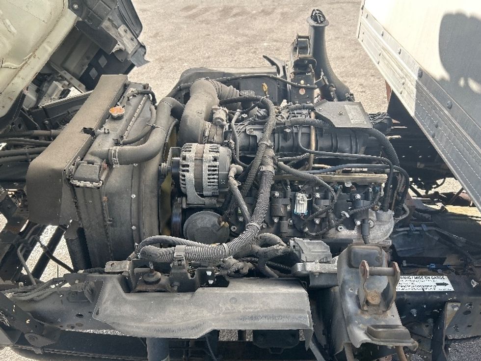 Light Duty Box Truck-Light and Medium Duty Trucks-Isuzu-2018-NPR EFI-Pompano Beach-FL-112,382\n\t\tmiles-$ 34,500 - Image 24